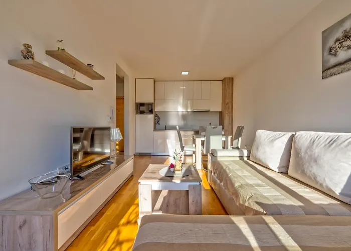 Sale Ζλάτιμπορ